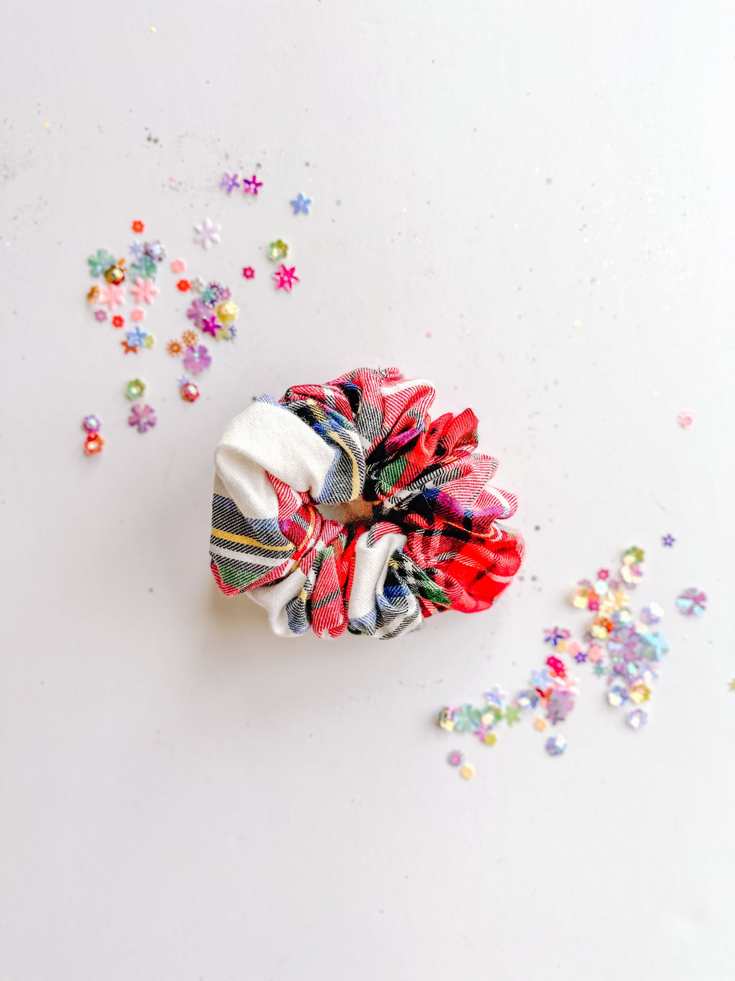 White Plaid Oversized Scrunchy