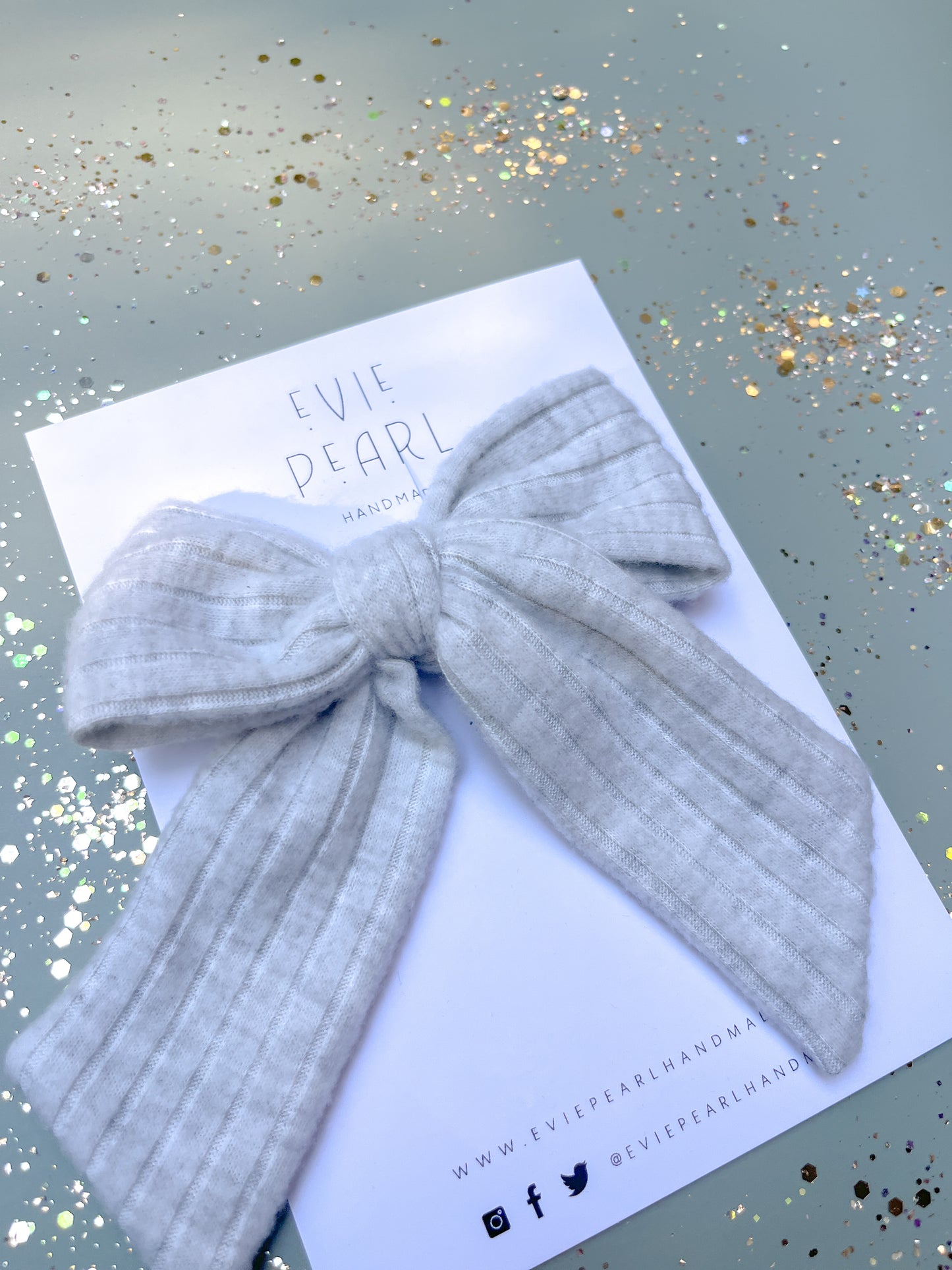 Gray Knit XL Pinwheel Bow