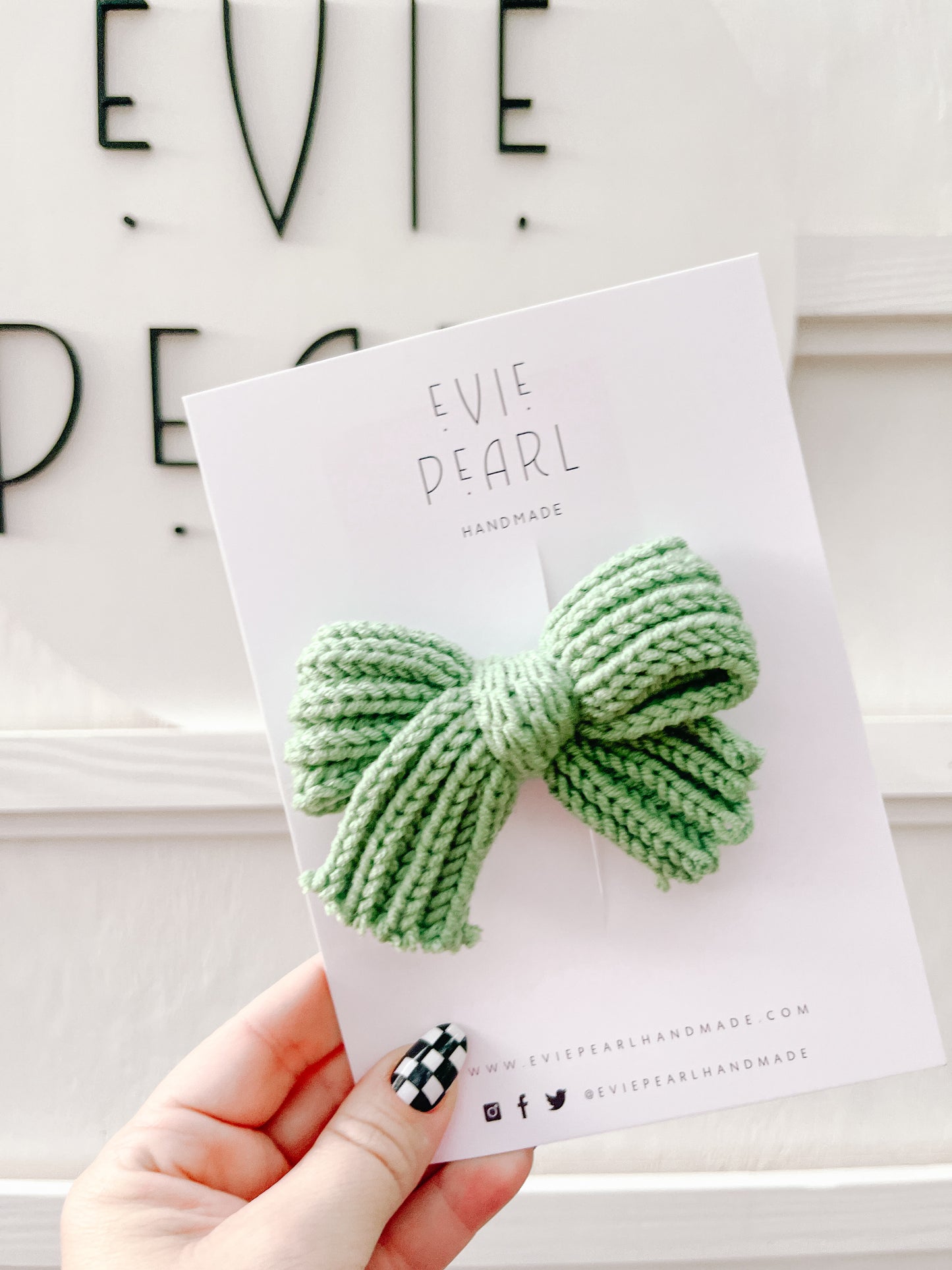 Green Knit Hair Bow
