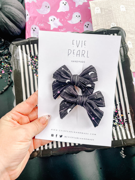 Moons Small Pinwheel Pigtails