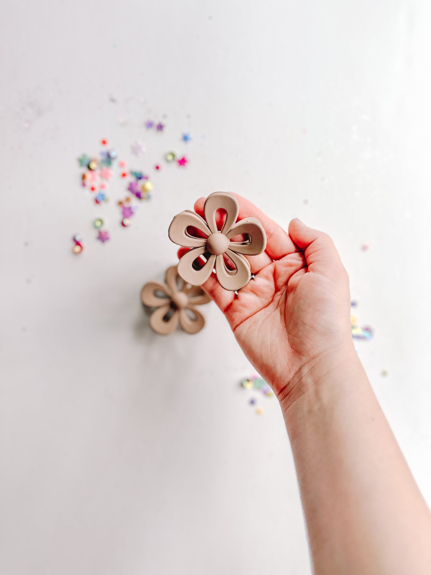 Latte Flower Claw Clip