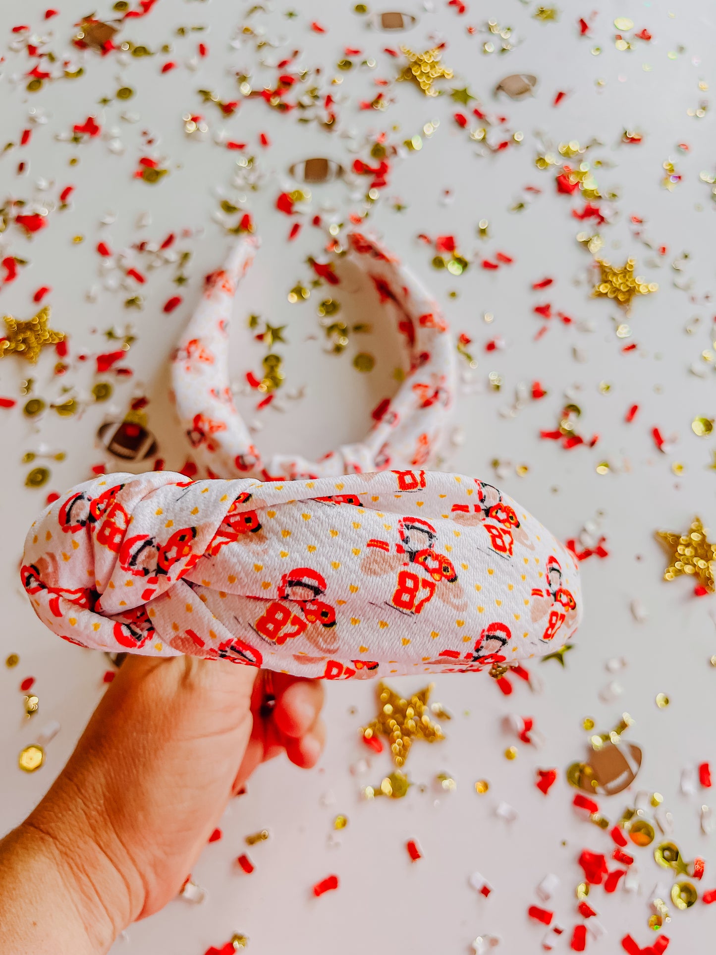 87 Heart Hands Knotted Headband R2S