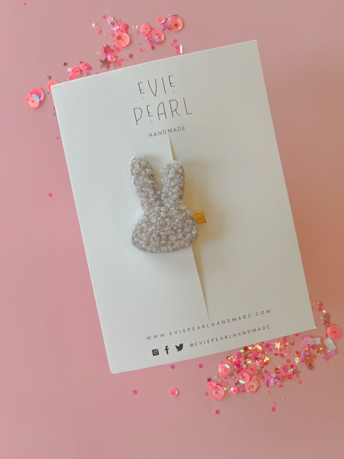 Single Gray Fuzzy Hair Clip