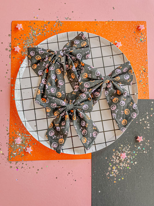 Black|Pumpkin Bow Bucket Sailor Bow