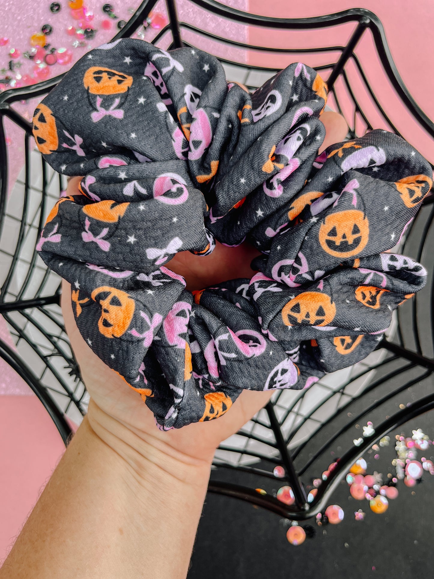 Black|Pumpkin Bow Buckets Oversized Scrunchie
