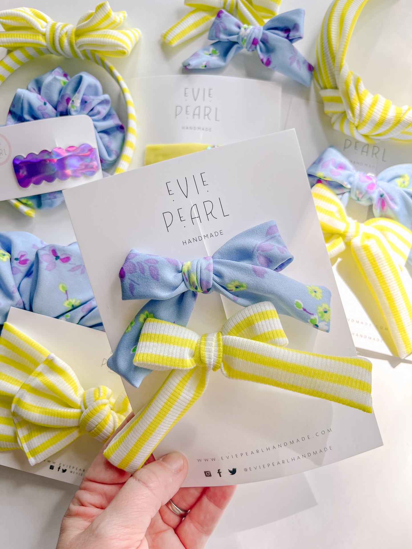 Small Monthly Bow Subscription