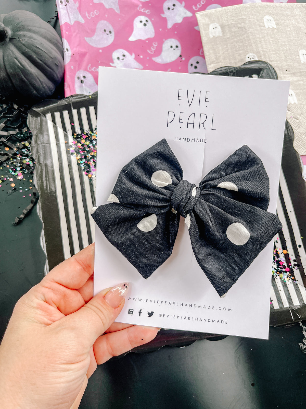Black & White Polka Dot Chunky Bow