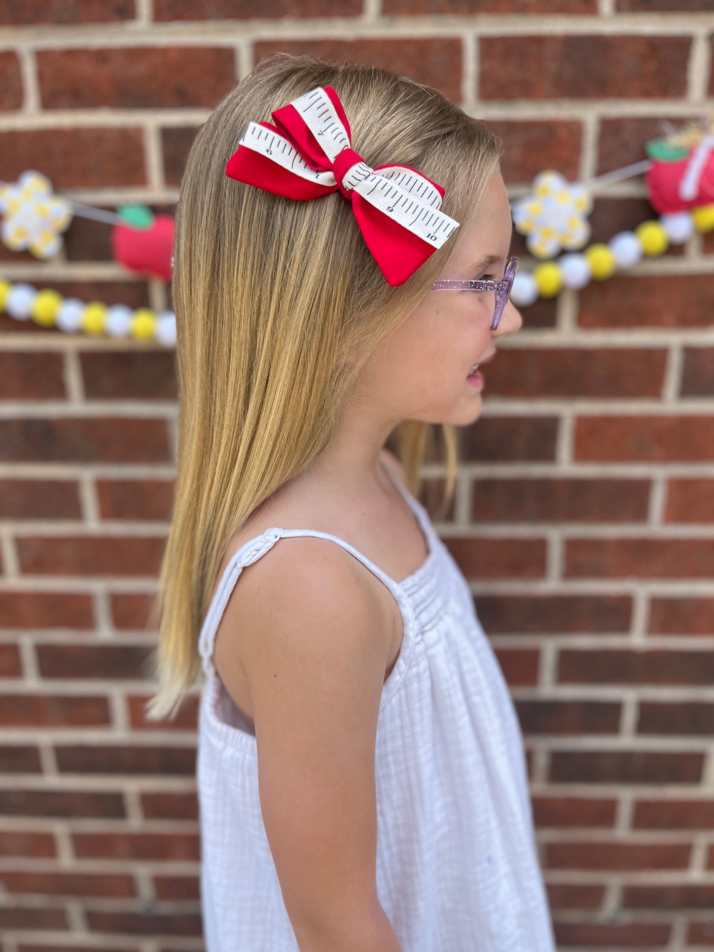 Red Ruler Medium Pinwheel Bow