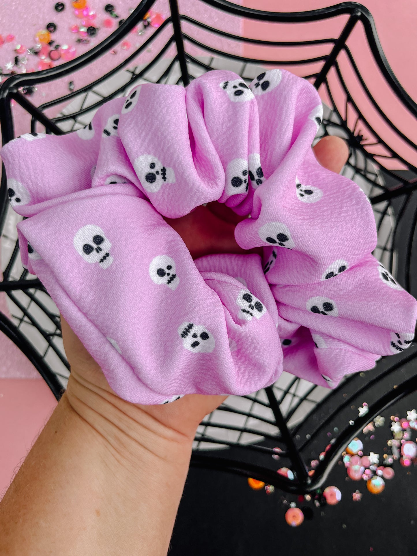 Pink|Skulls Oversized Scrunchie