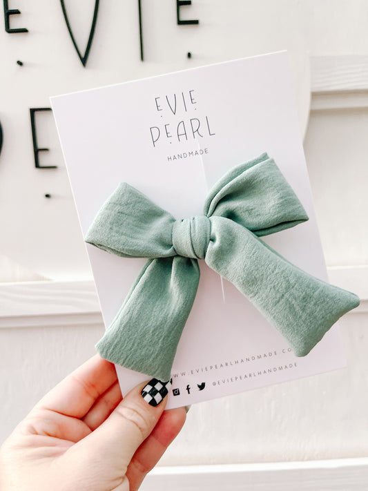 Green large Pinwheel Hair Bow