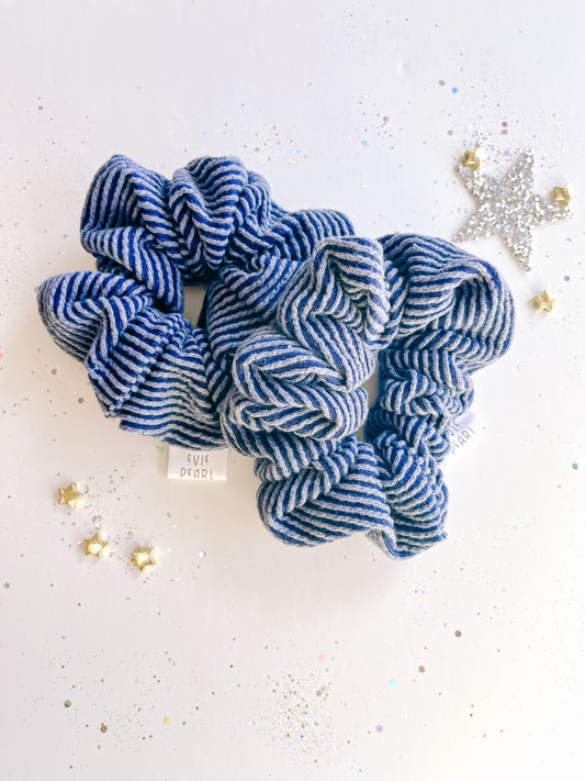 Navy Ribbed Regular Scrunchy