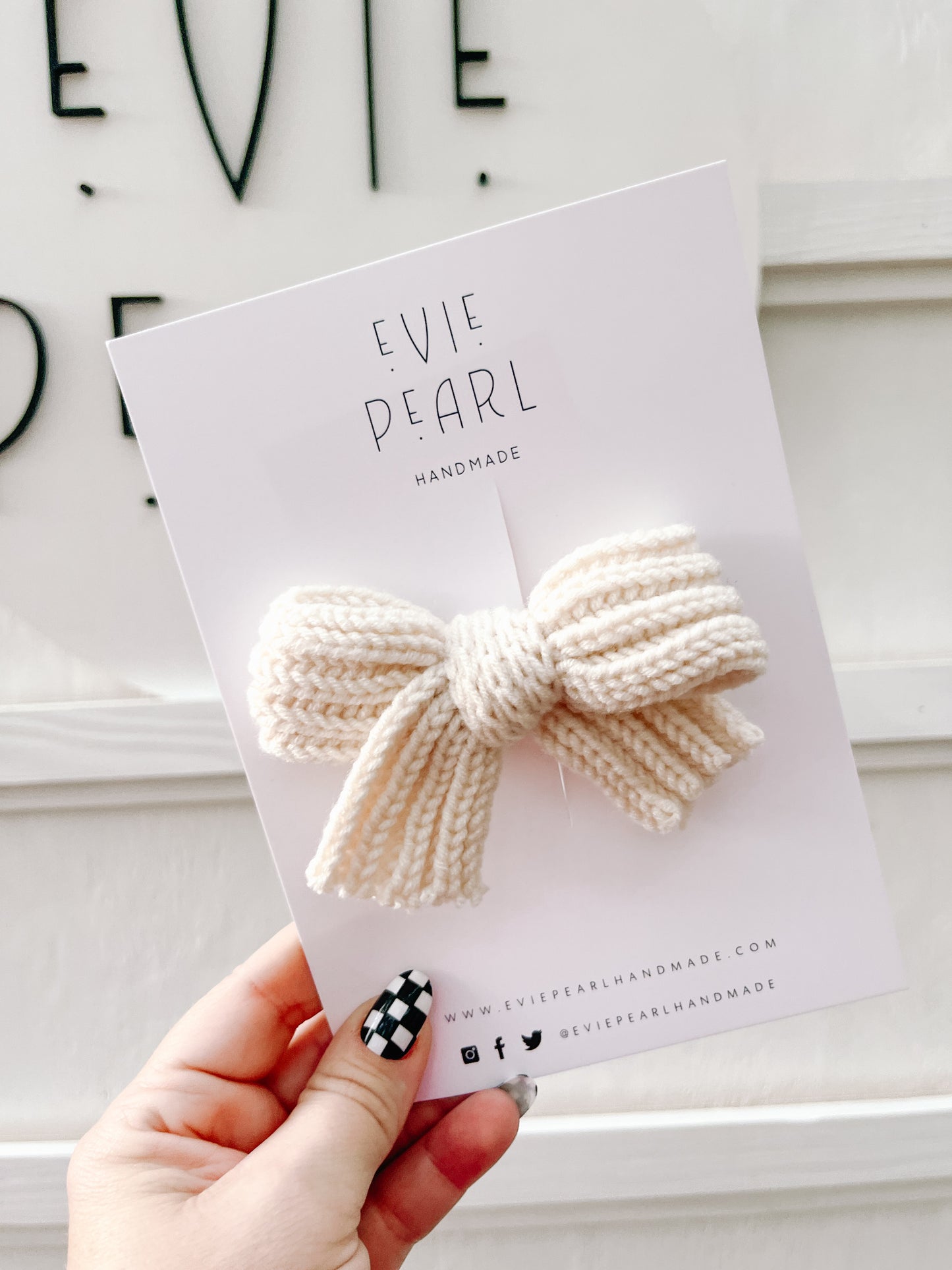 Cream Knit Hair Bow