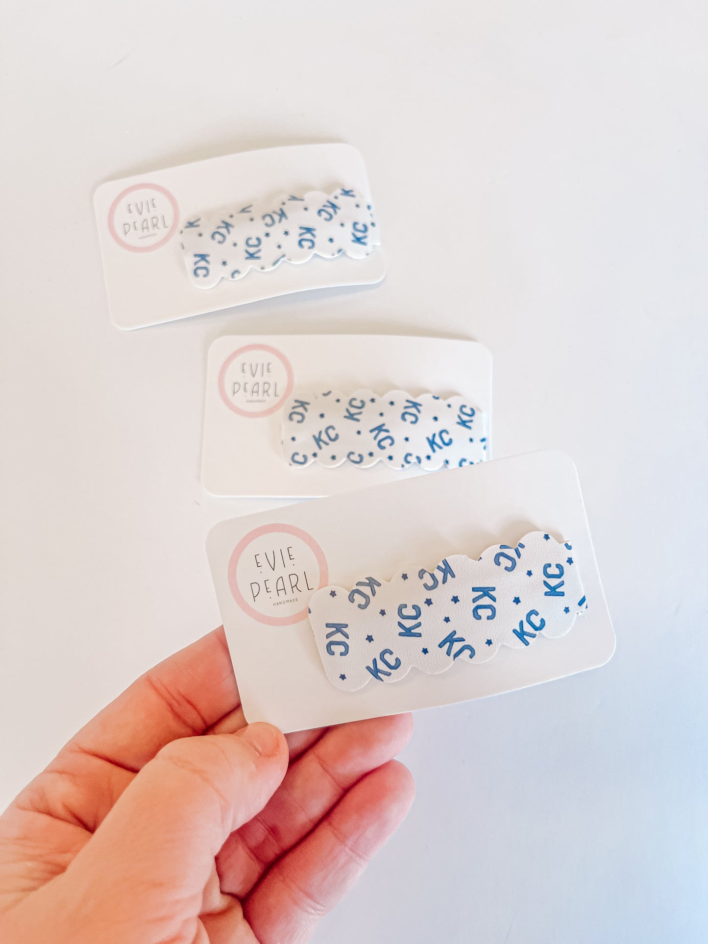 Single Navy KC Snap Clip