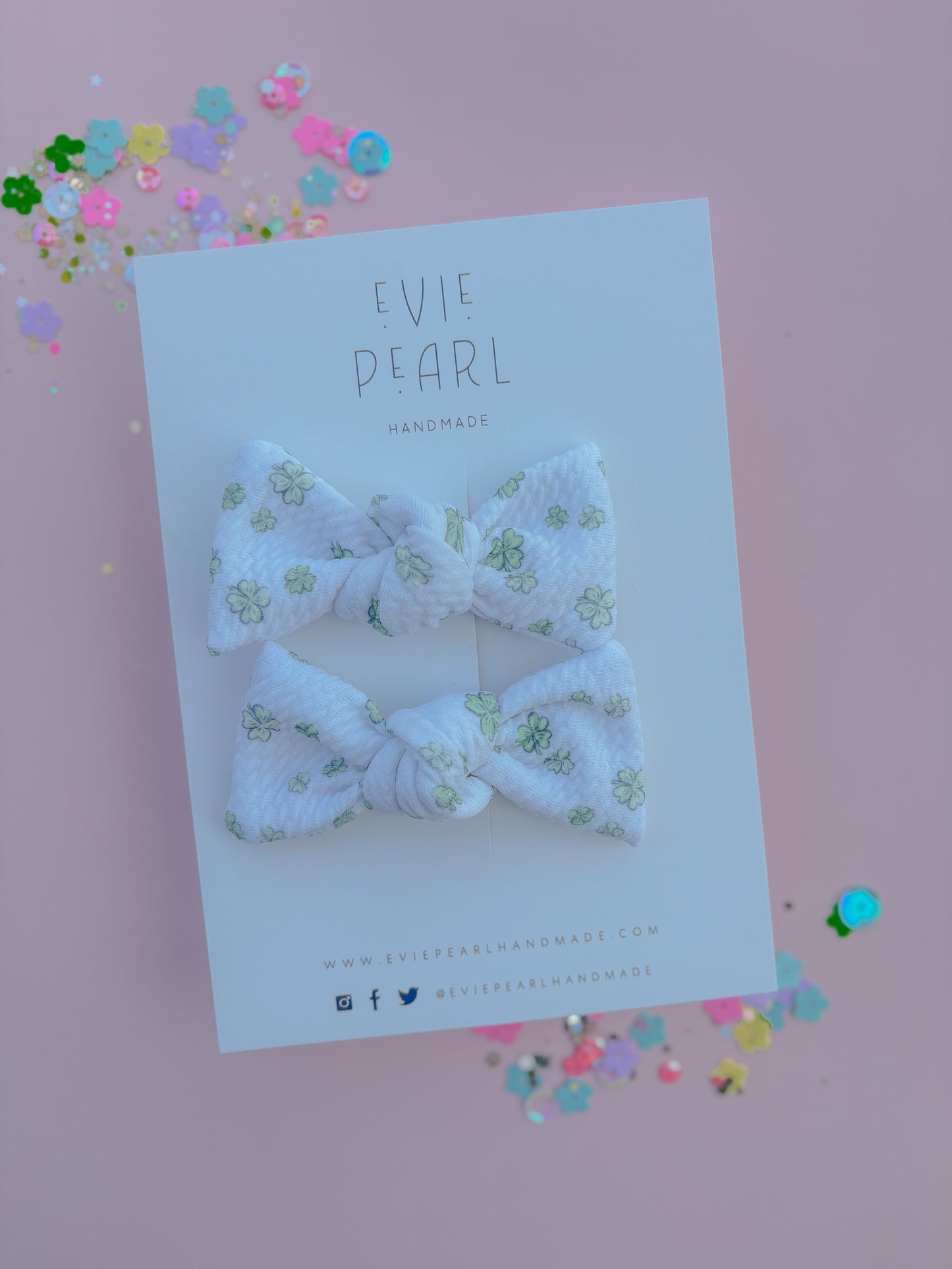 Lucky Clover Knot Bow Pigtail Set