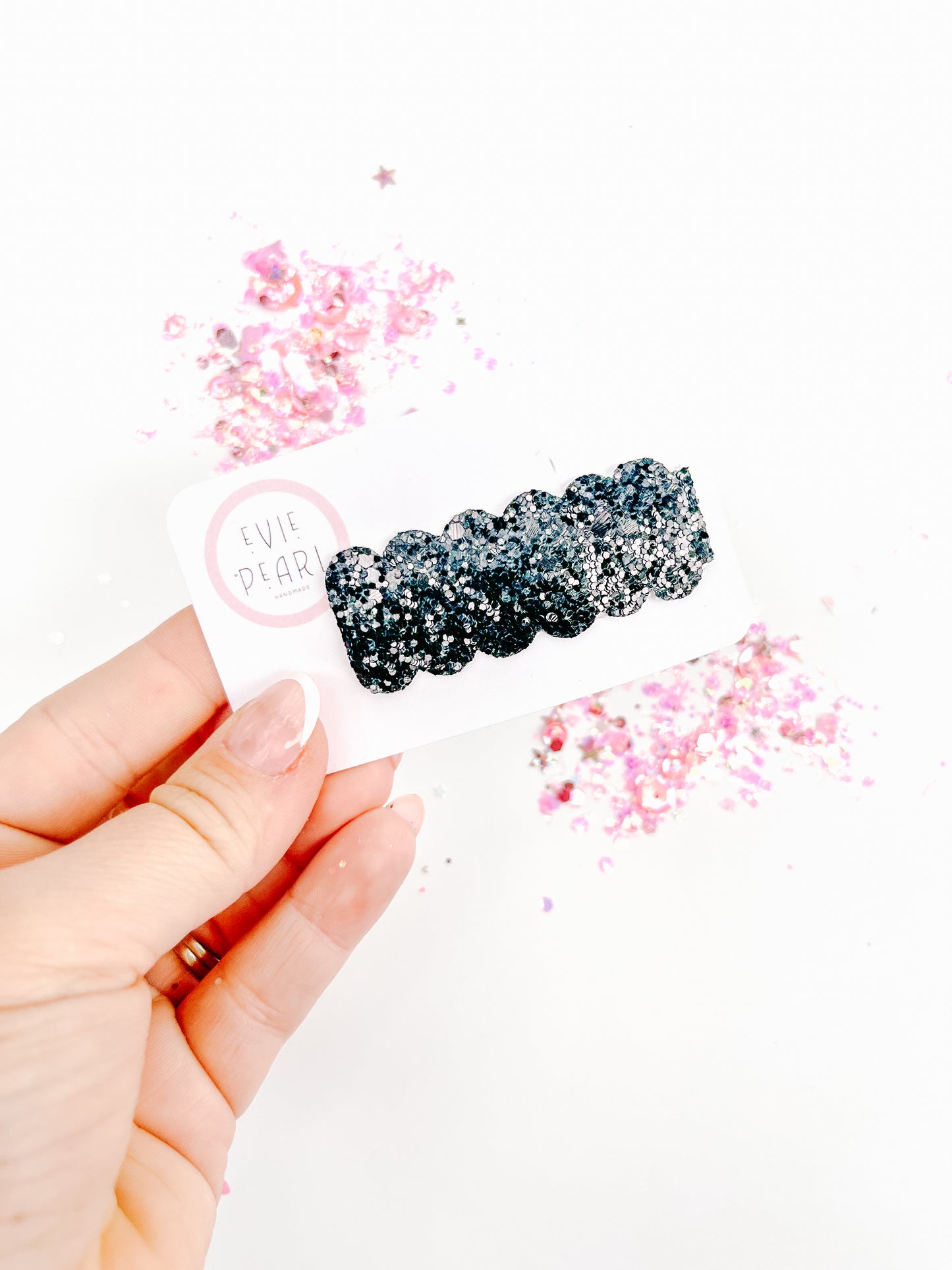 Black Glitter Single Snap Clip