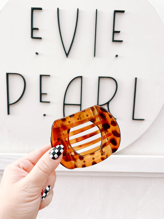 Brown Tortoise Shell Flat Medium Claw Clip