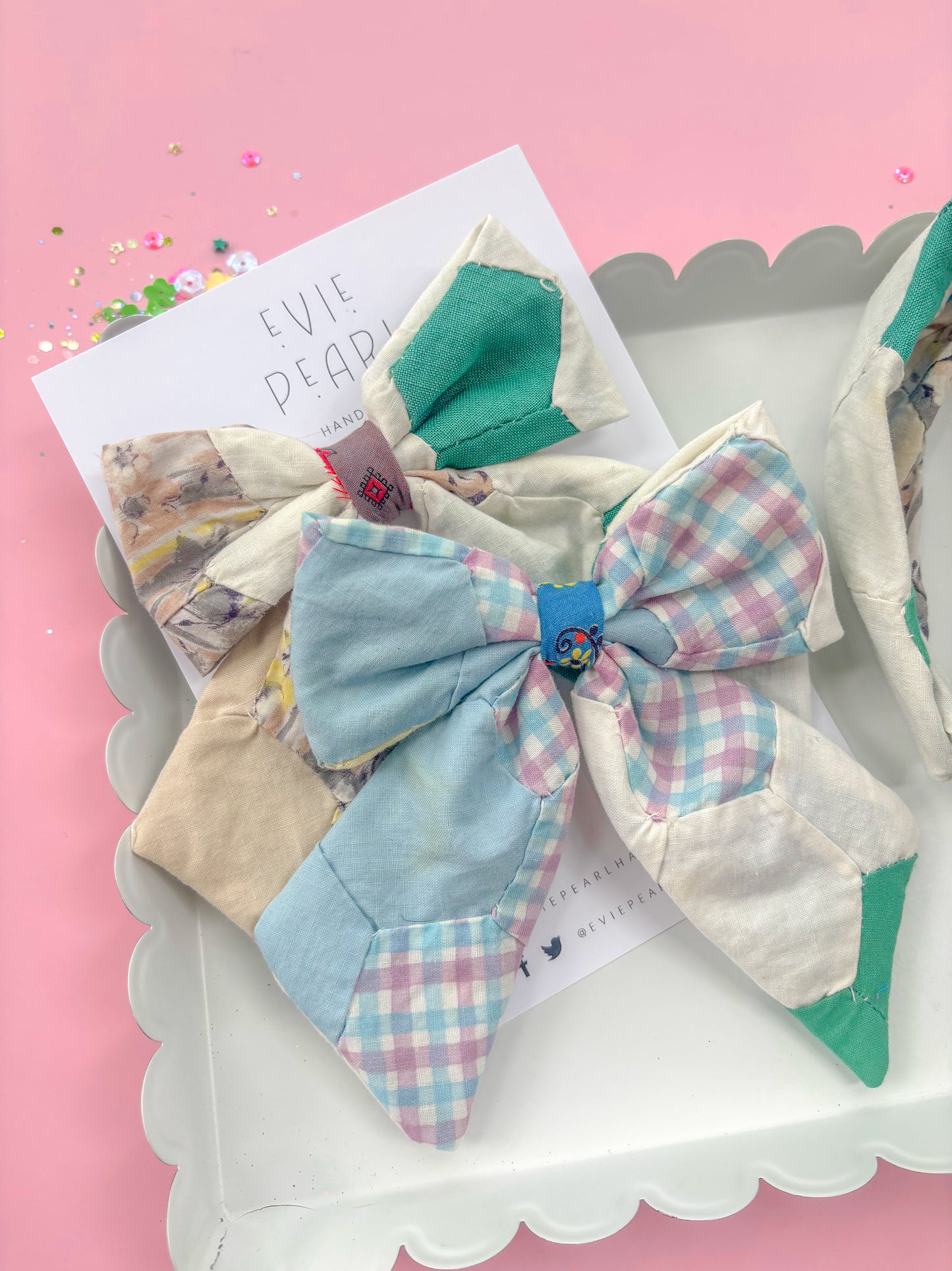 Vintage Heirloom Medium Sailor Hair Bow
