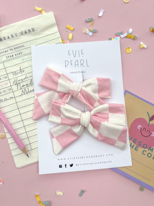 Pink White Checkered Medium Bows