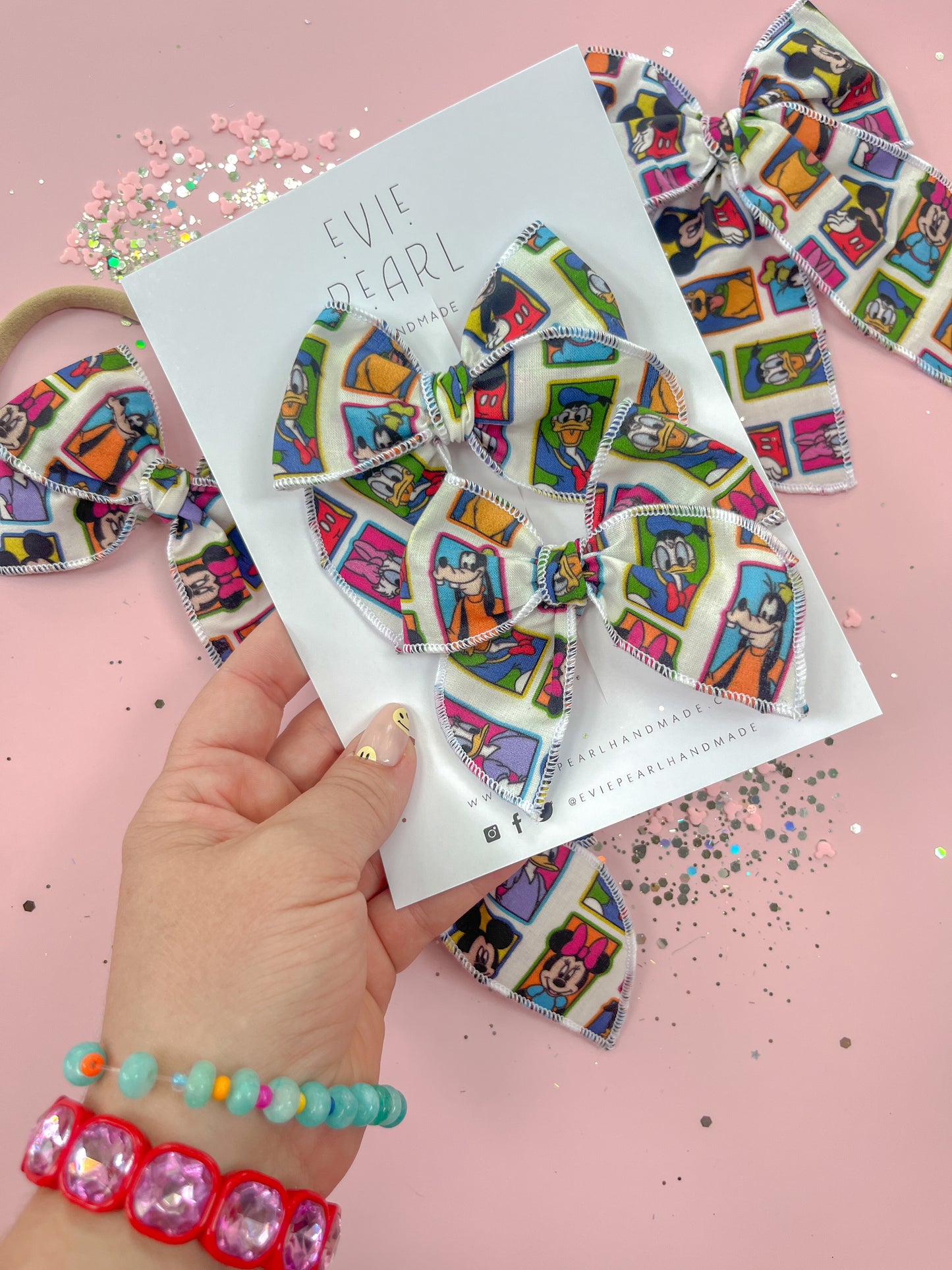 Nostalgic 90s Mouse & Friends Bow