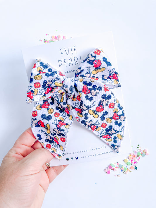 Red Classic Mouse Oversized Bow