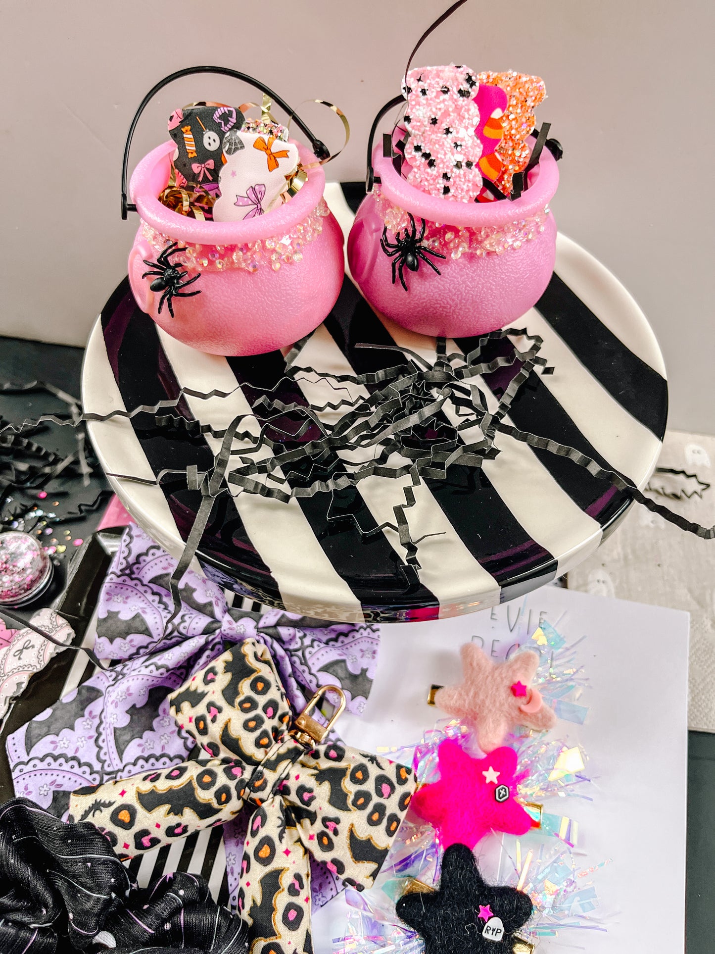 Mini Pink Spider Glitter Cauldron Filled With Snap Clips