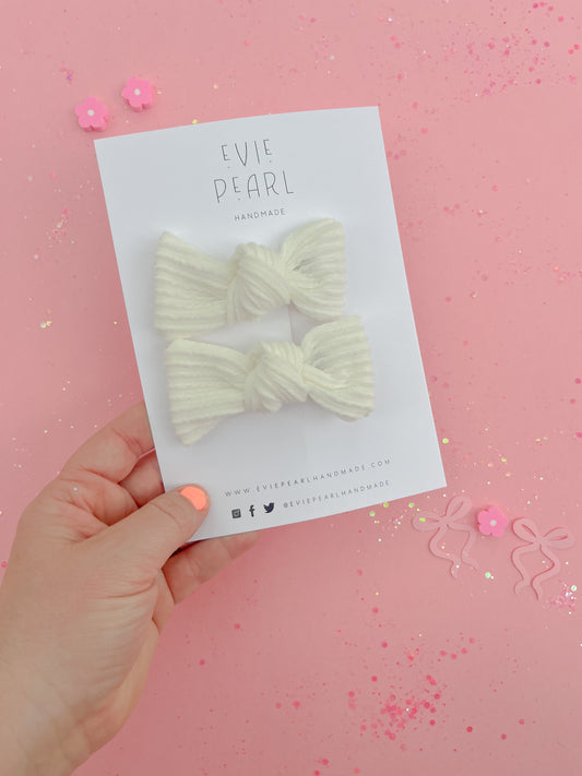 Crisp White Ribbed Knot Bow Pigtails