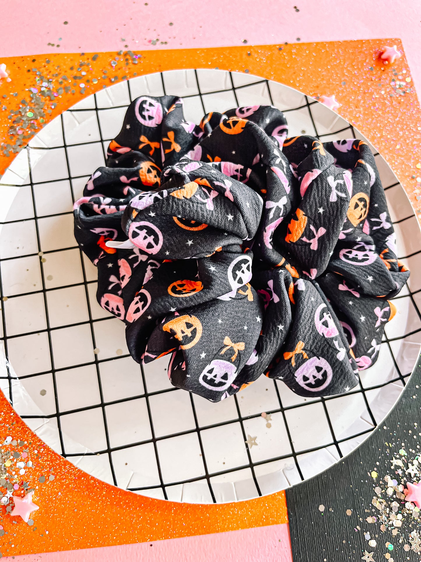 Black|Pumpkin Bow Buckets Oversized Scrunchie