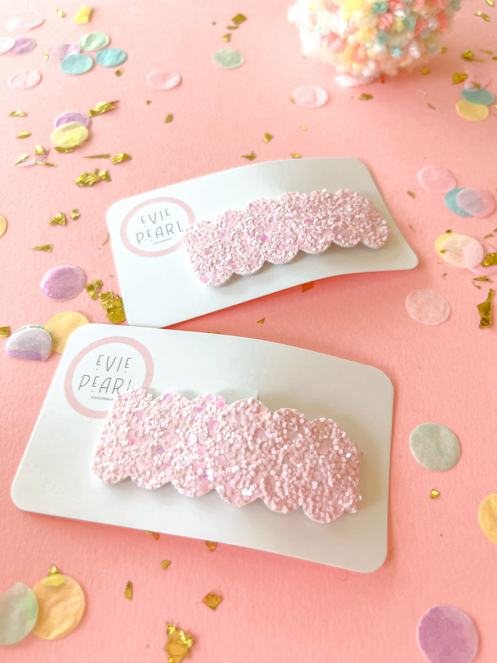Light Pink Glitter- Single Snap Clip