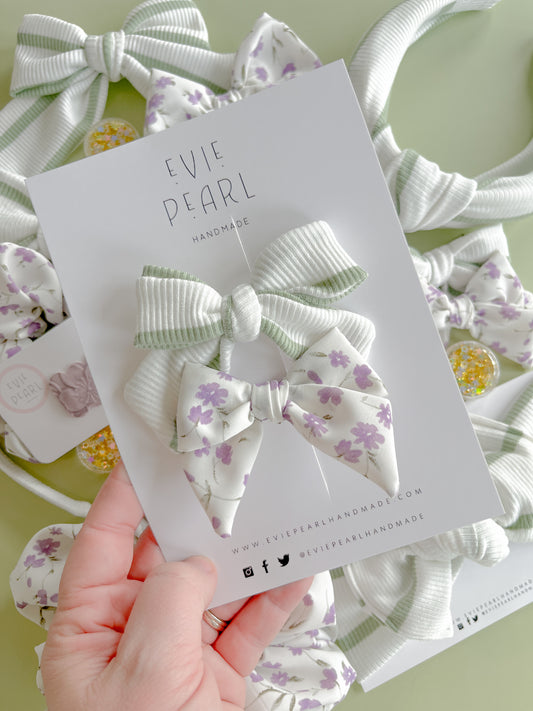 Small Monthly Bow Subscription