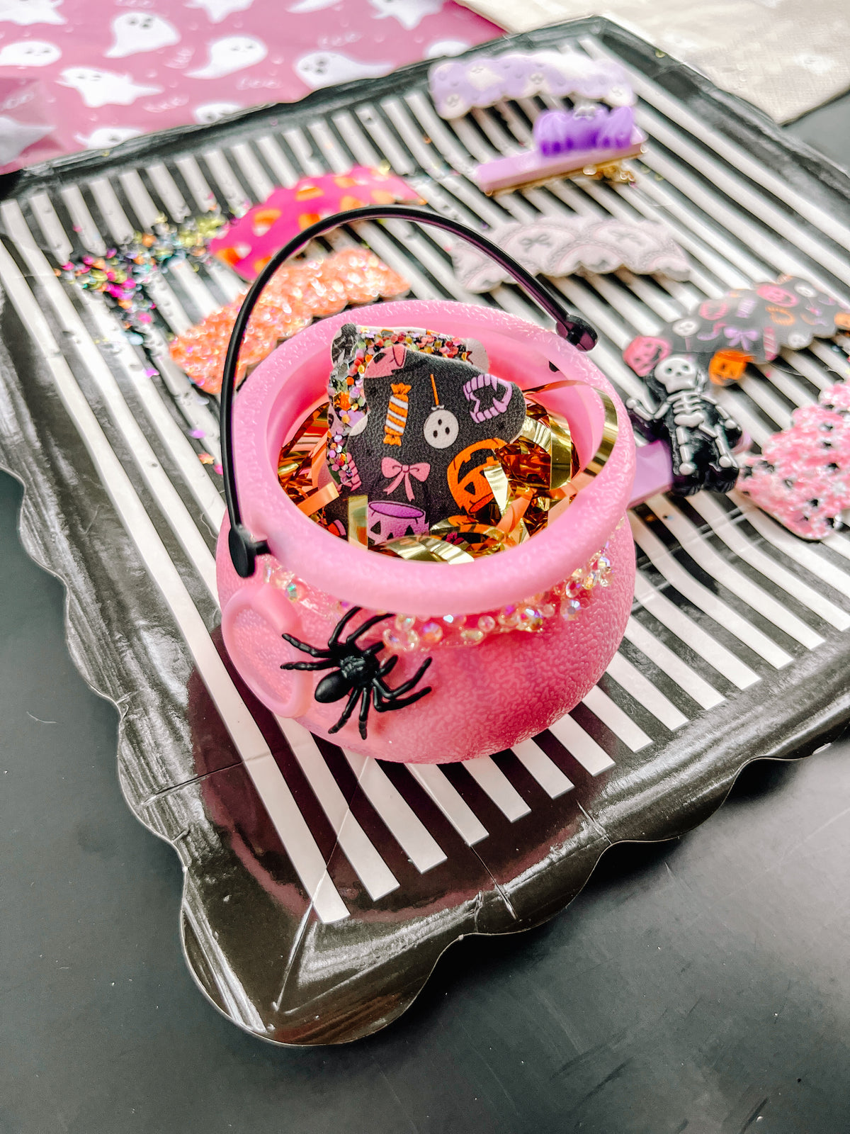 Mini Pink Spider Glitter Cauldron Filled With Snap Clips