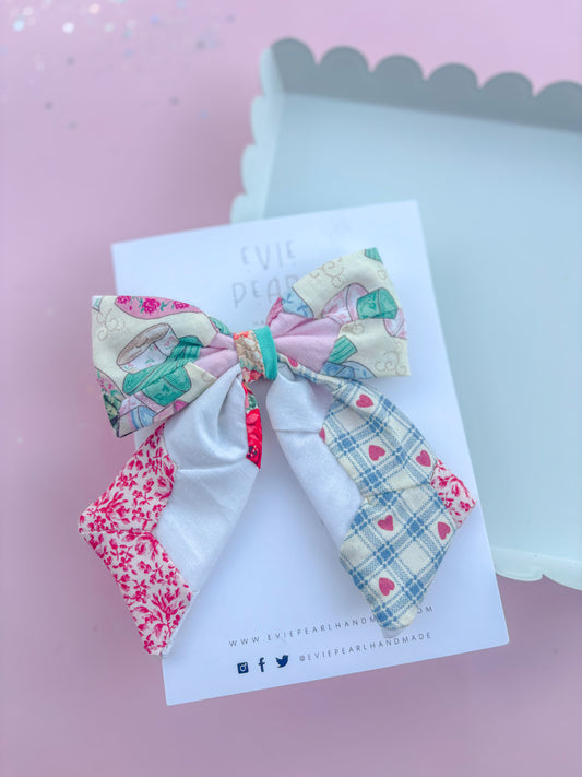 Vintage Heirloom Medium Sailor Hair Bow