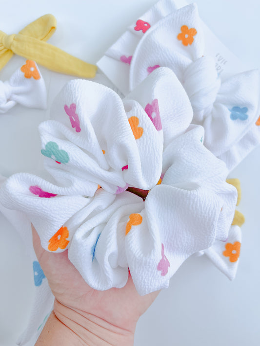 Monthly Oversized Scrunchy