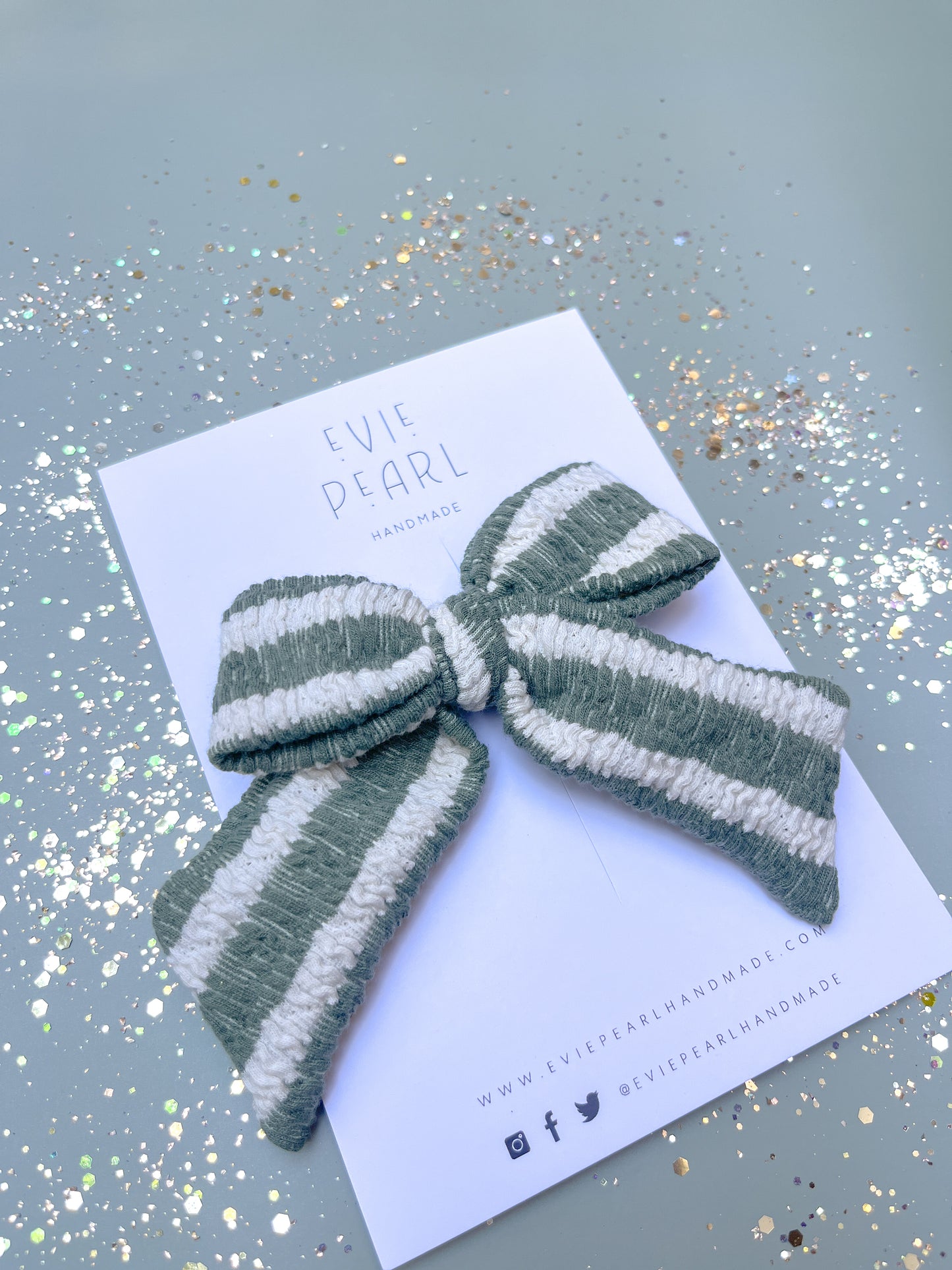 Green Stripe Large Pinwheel Bow