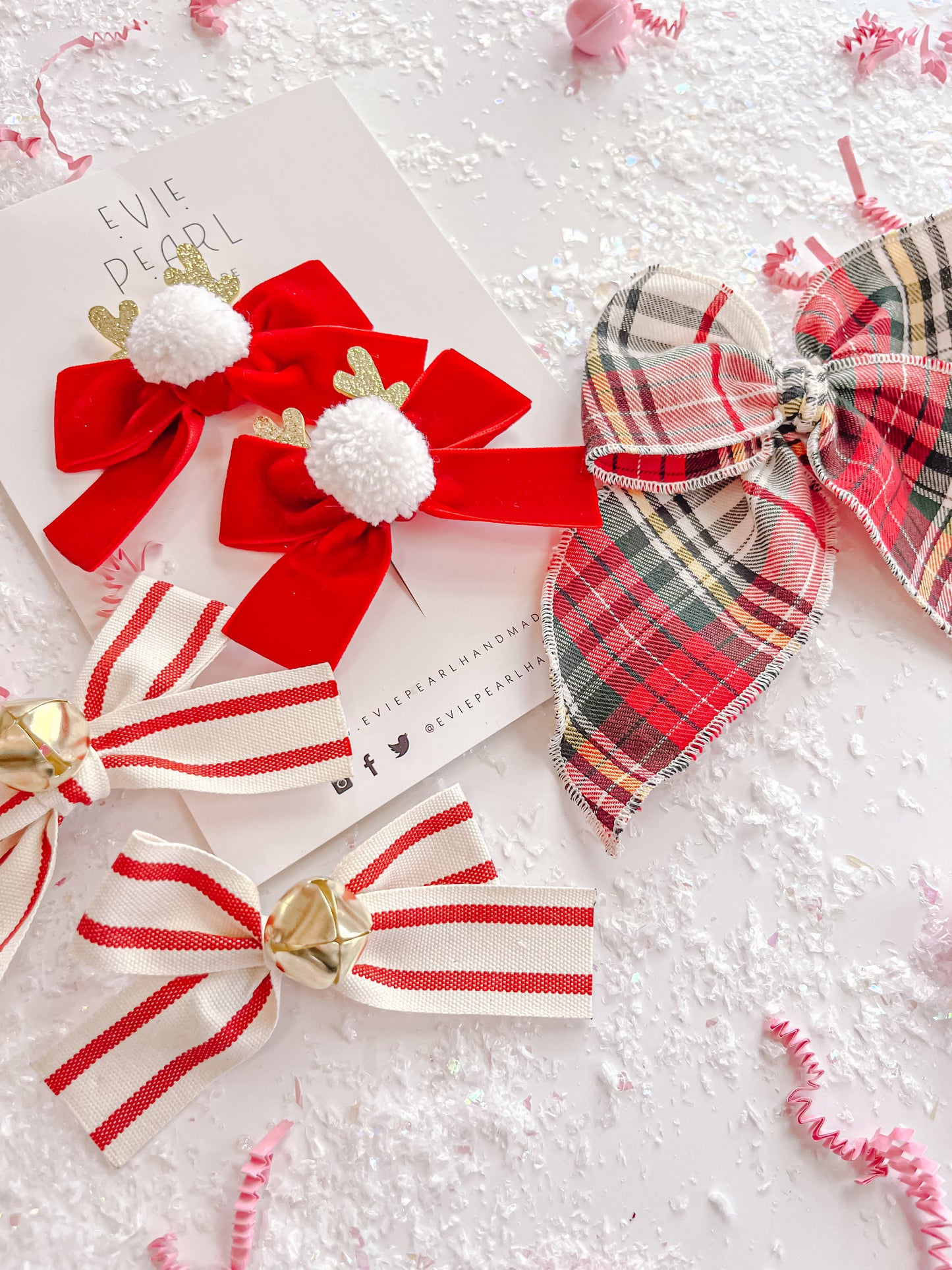 Red Reindeer White Nose Velvet Small Bow Pigtail Set