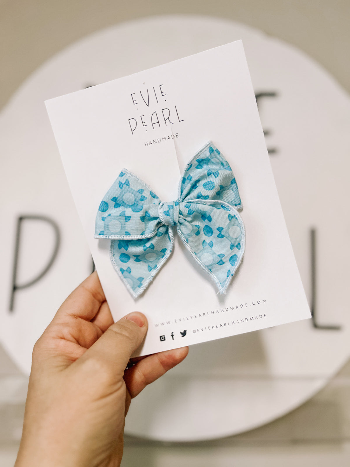 Teal small quilt bow