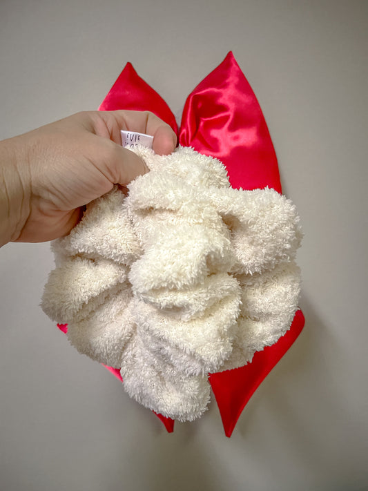 Cream Sherpa Oversized Scrunchy