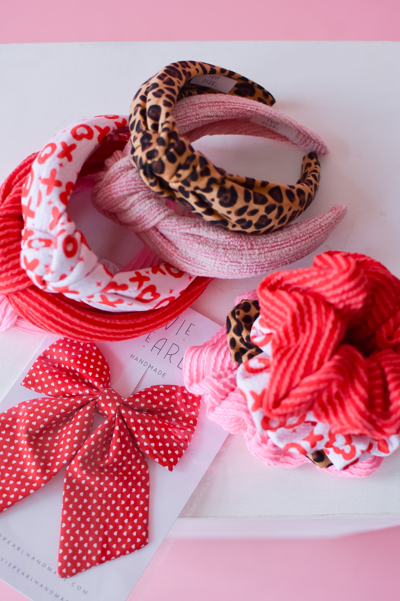 Red Heart Medium Sailor Bow