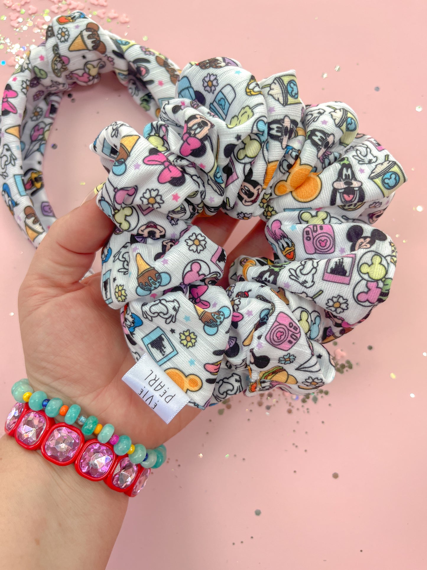 Oversized Scrunchy