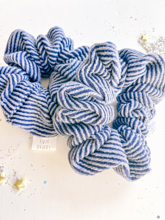 Navy Ribbed Regular Scrunchy
