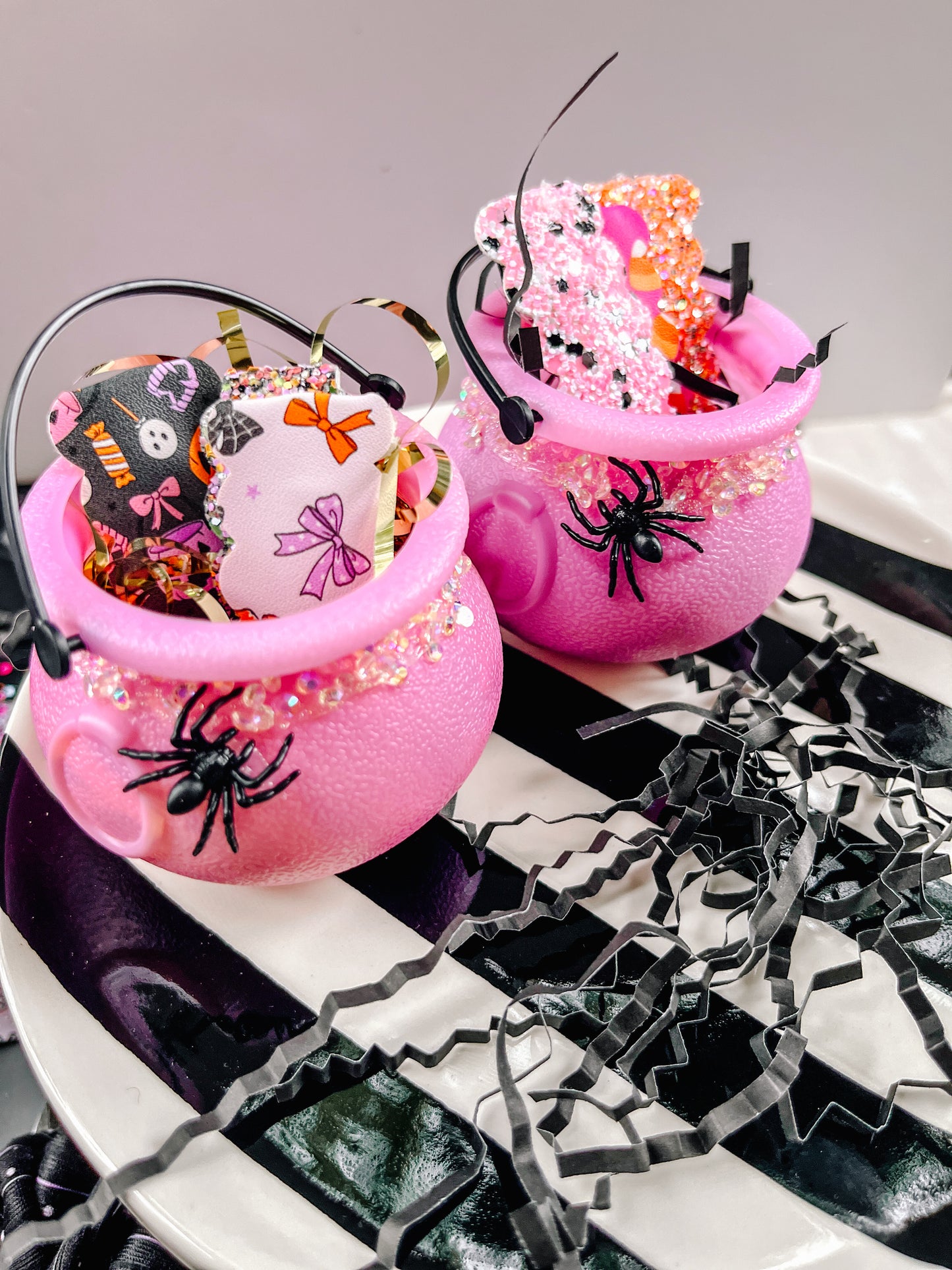 Mini Pink Spider Glitter Cauldron Filled With Snap Clips