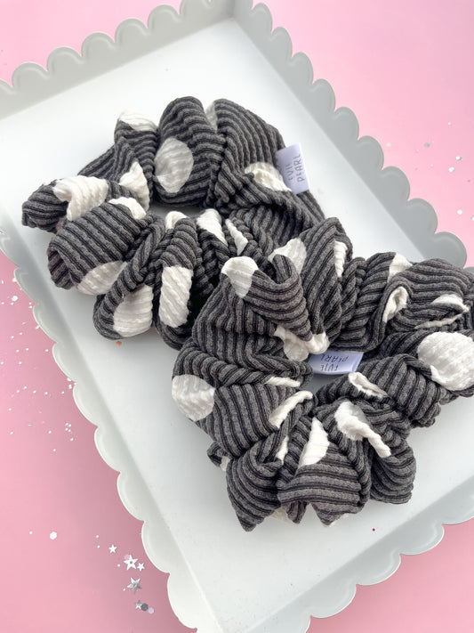 Black Dot Ribbed Oversized Scrunchy
