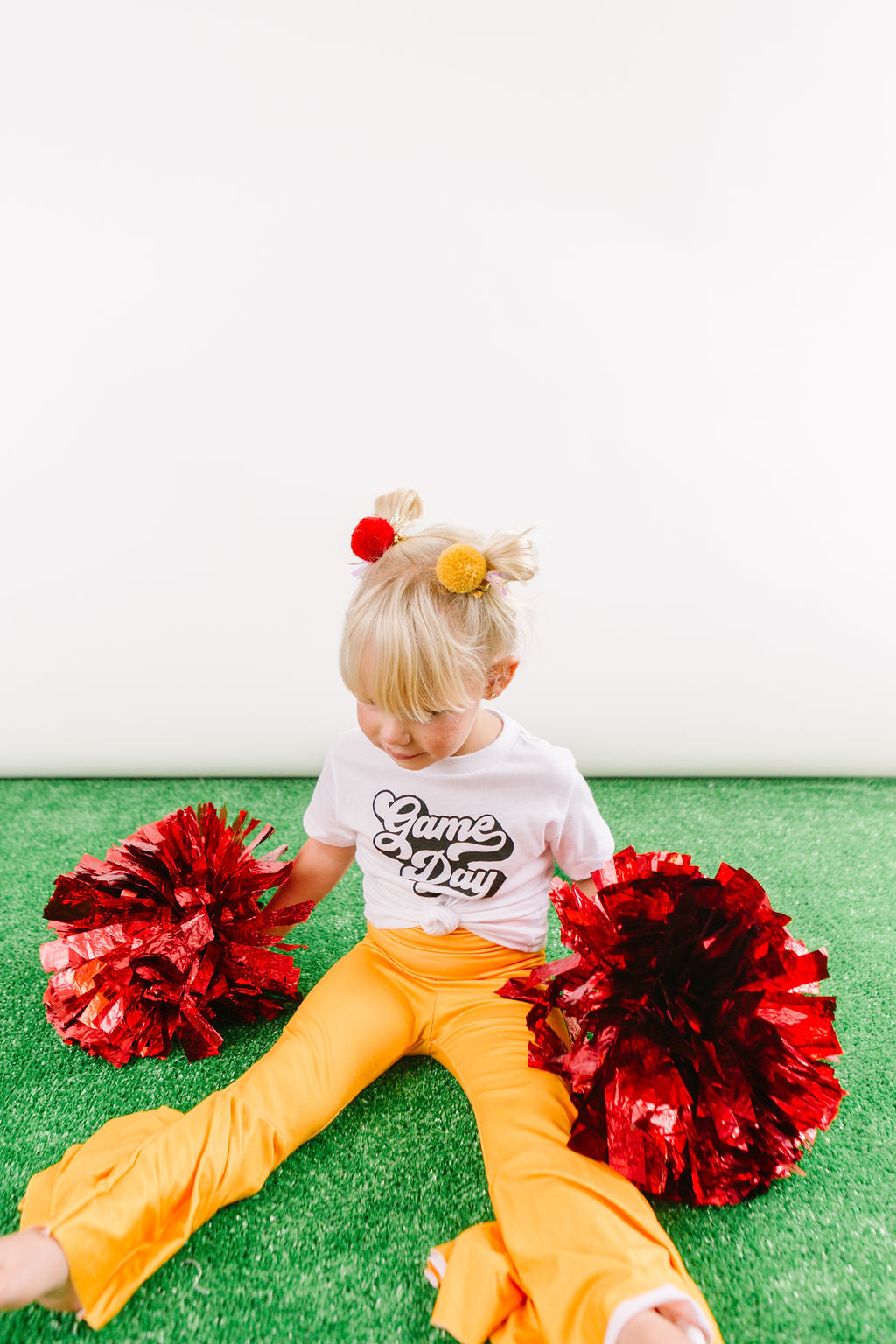 Red & Gold Party Pom Pom Clip Set