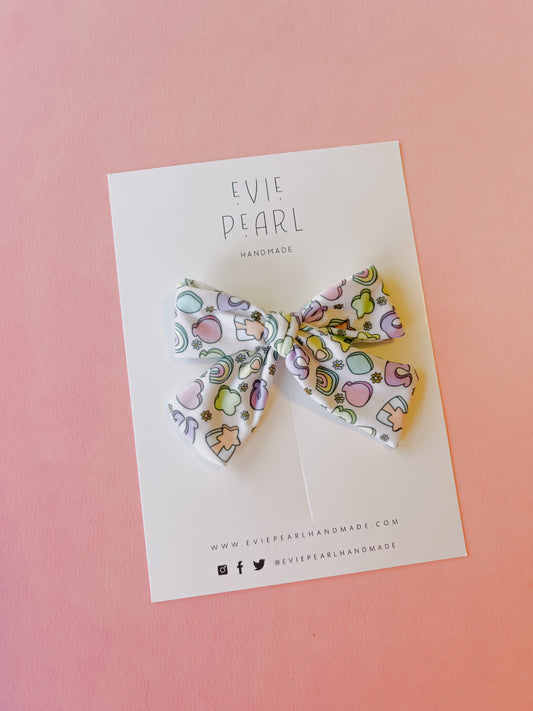 Medium Lucky Charm Pinwheel Bow