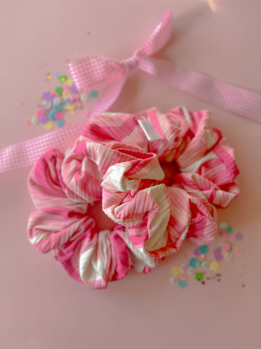 Pink Swirl Oversized Scrunchie