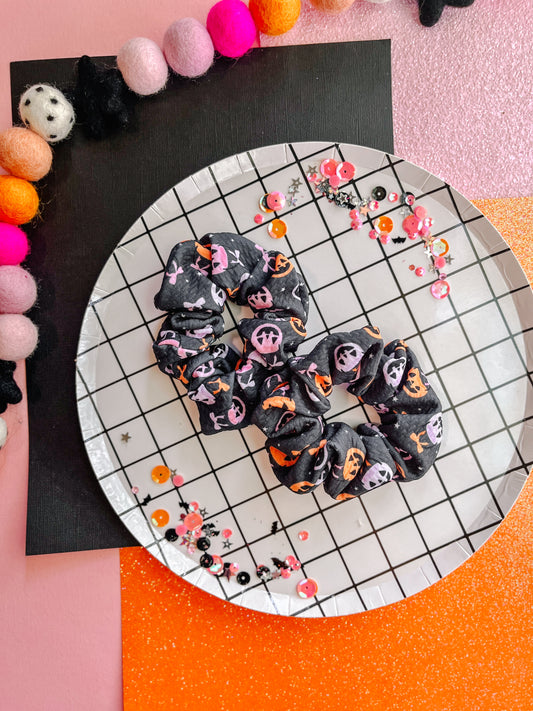 Black Pumpkin Buckets Girls Scrunchy