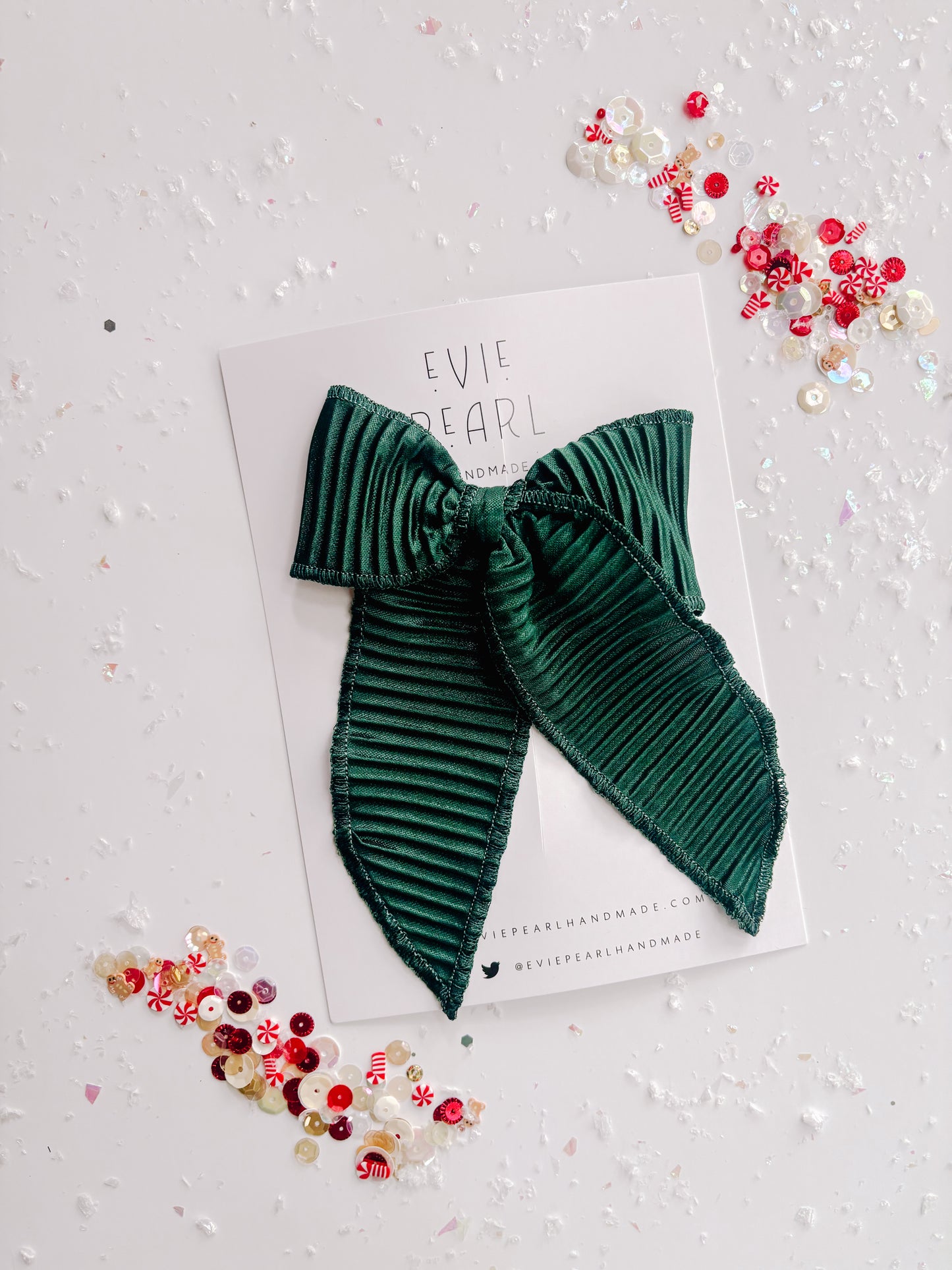Medium Green Silk Ribbed Bow