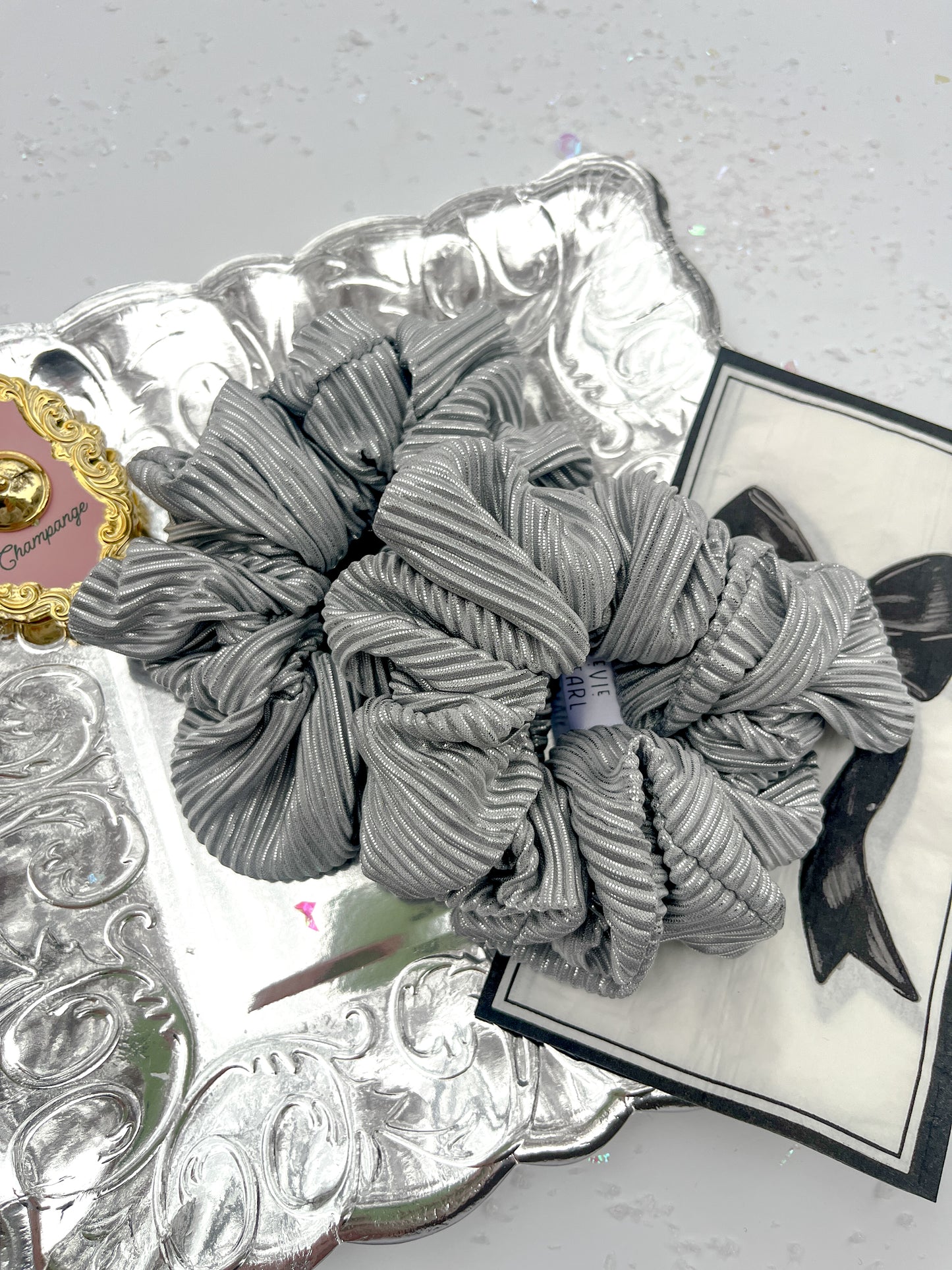 Silver Ribbed Oversized Scrunchy