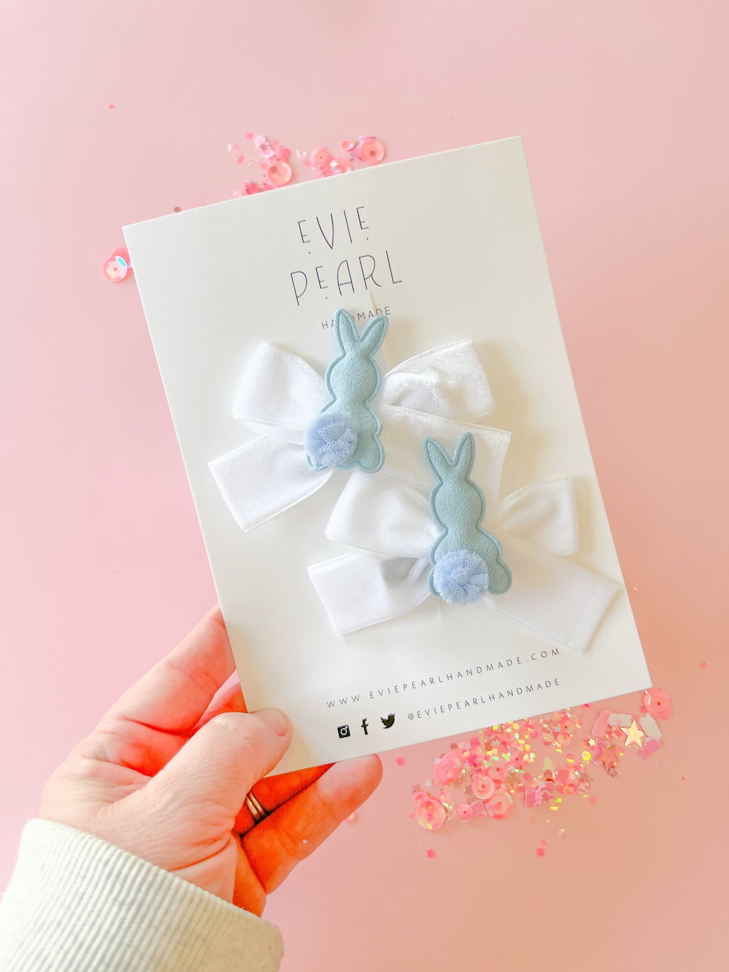 Blue Bunny White Velvet Pigtail Bows