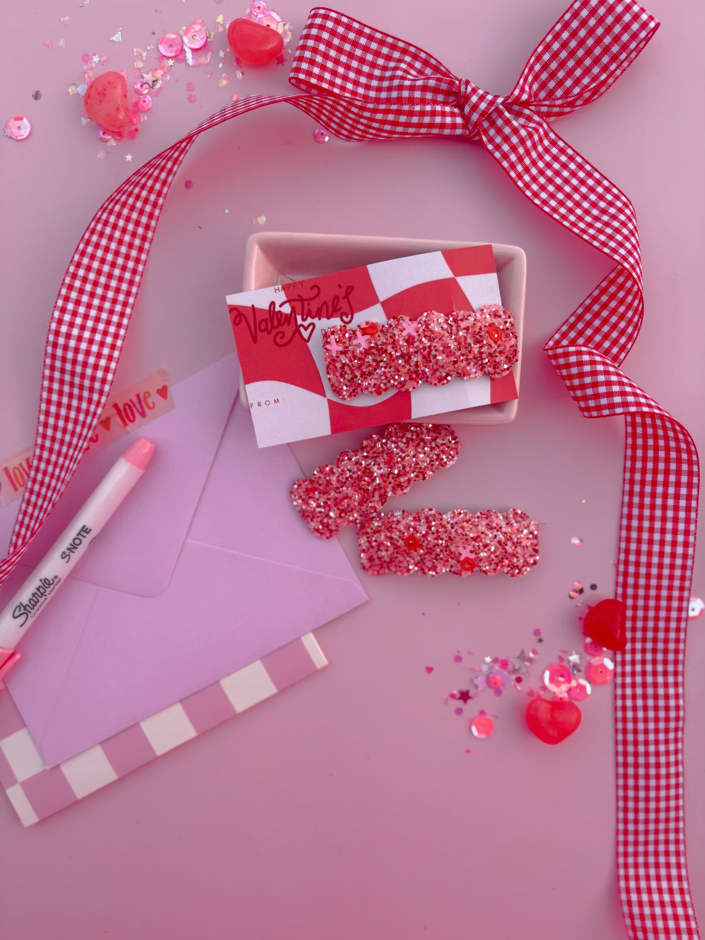Pink Glitter XO Snap Clip