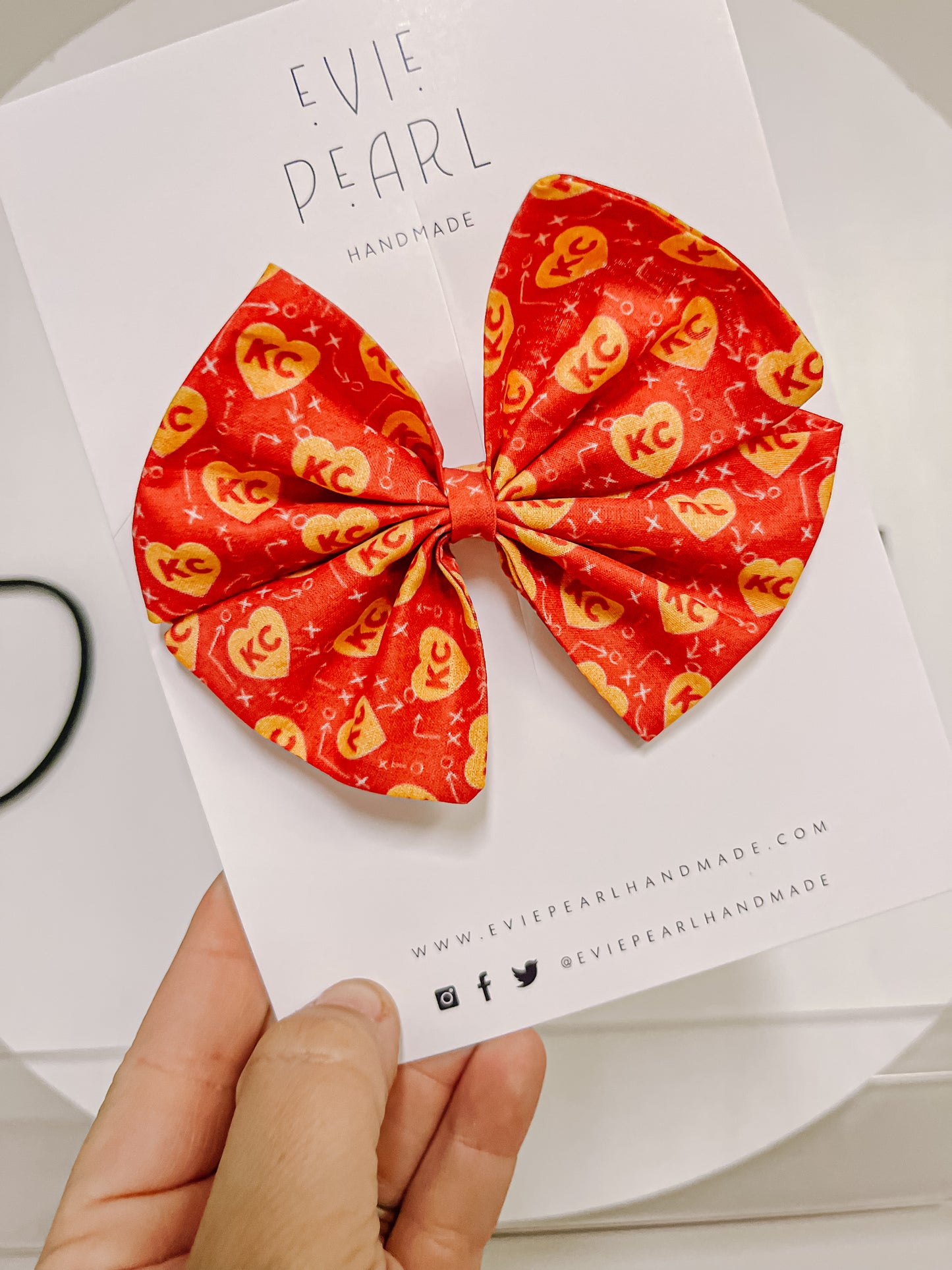 Red| KC Heart Bow